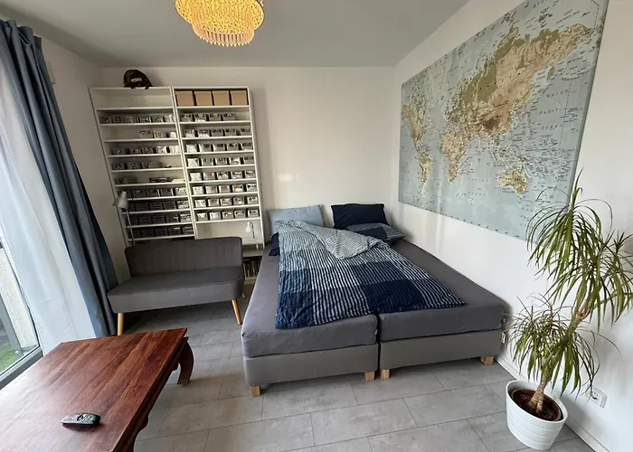 Luxus In Mitte Mit Laptop, Grossem Tv, Neuem Bett Und Privatem Badezimmer 民宿