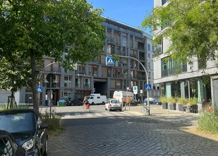Luxus In Mitte Mit Laptop, Grossem Tv, Neuem Bett Und Privatem Badezimmer منزل للإقامة برلين
